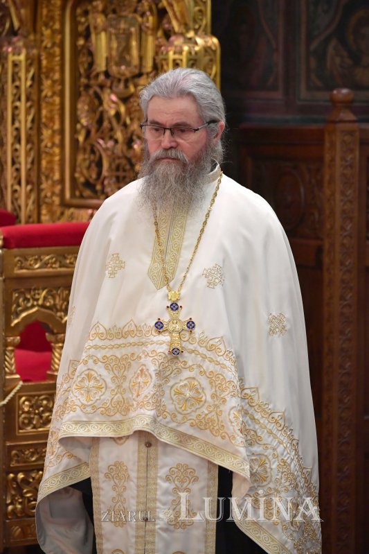 Laudă de seară adusă Sfinților Împărați la Catedrala Patriarhală 254782