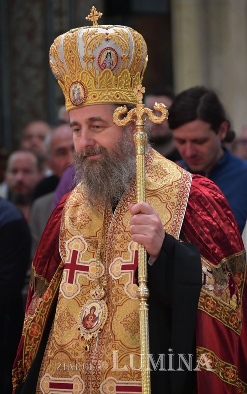 Laudă de seară adusă Sfinților Împărați la Catedrala Patriarhală 254785