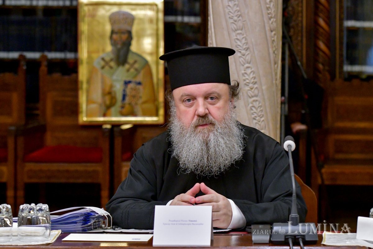 Ședință de lucru a Sinodului Mitropoliei Munteniei și Dobrogei 254757