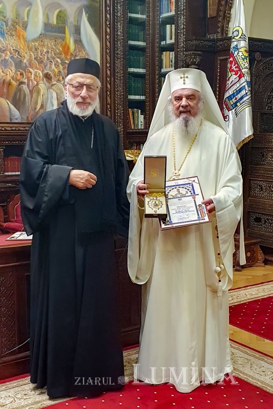 Ședință de lucru a Sinodului Mitropoliei Munteniei și Dobrogei 254798