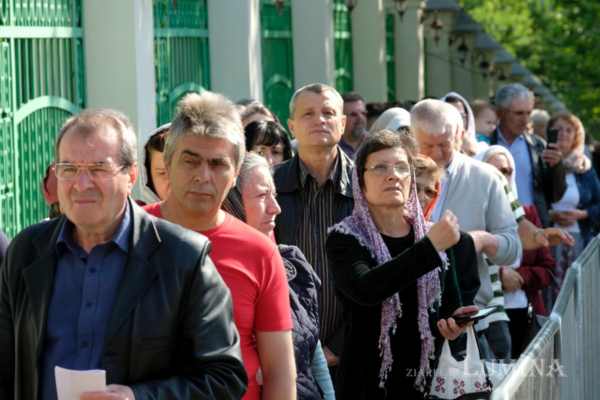 „Eliberatori ai creștinilor persecutați și protectori ai Bisericii” 254820