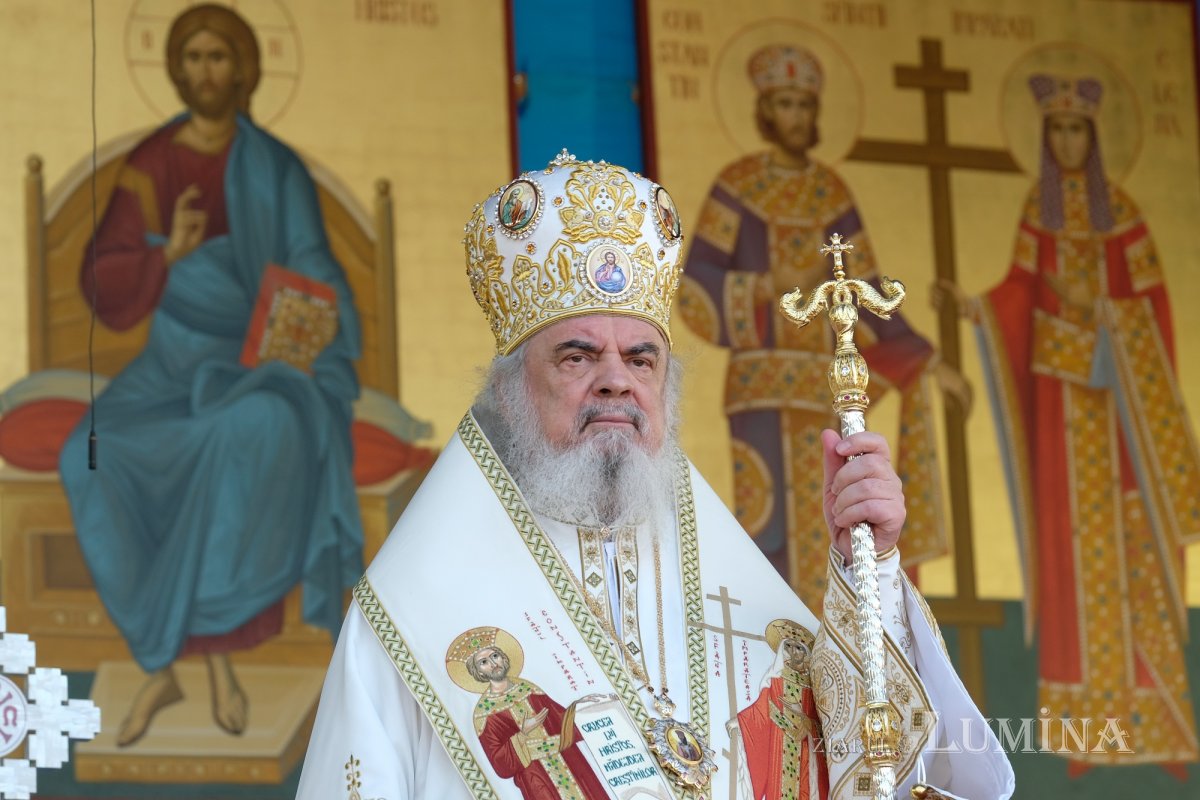 „Eliberatori ai creștinilor persecutați și protectori ai Bisericii” 254854