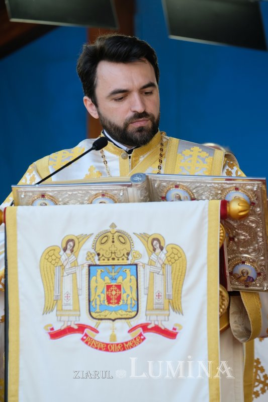 „Eliberatori ai creștinilor persecutați și protectori ai Bisericii” 254855