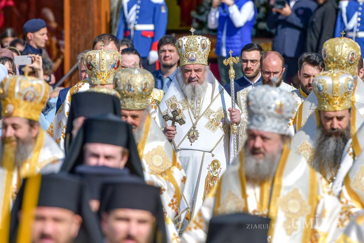 „Eliberatori ai creștinilor persecutați și protectori ai Bisericii” 254883