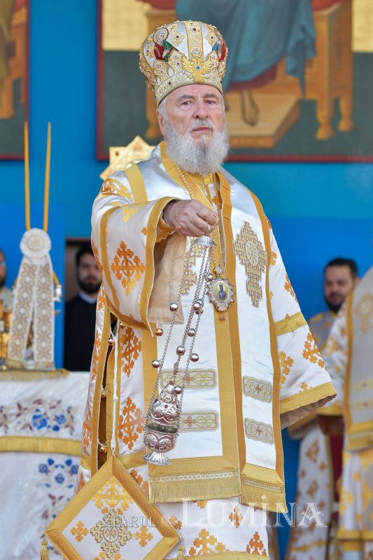 „Eliberatori ai creștinilor persecutați și protectori ai Bisericii” 254912