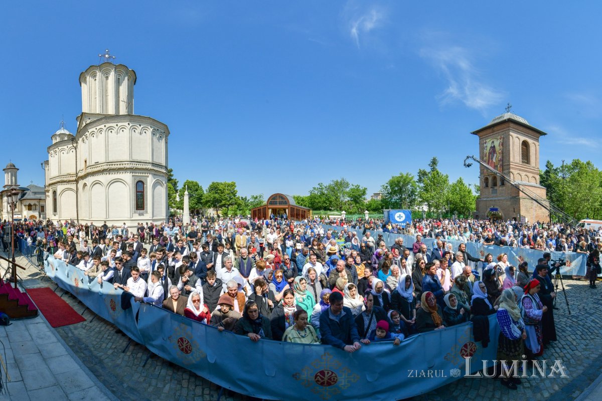 „Eliberatori ai creștinilor persecutați și protectori ai Bisericii” 254918