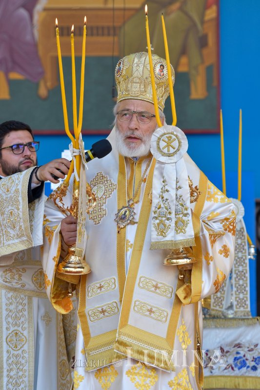 „Eliberatori ai creștinilor persecutați și protectori ai Bisericii” 254919