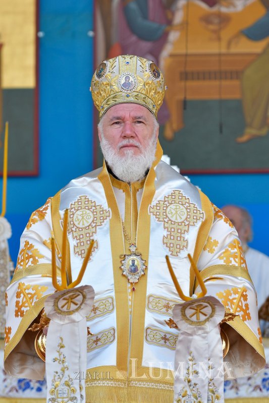 „Eliberatori ai creștinilor persecutați și protectori ai Bisericii” 254935