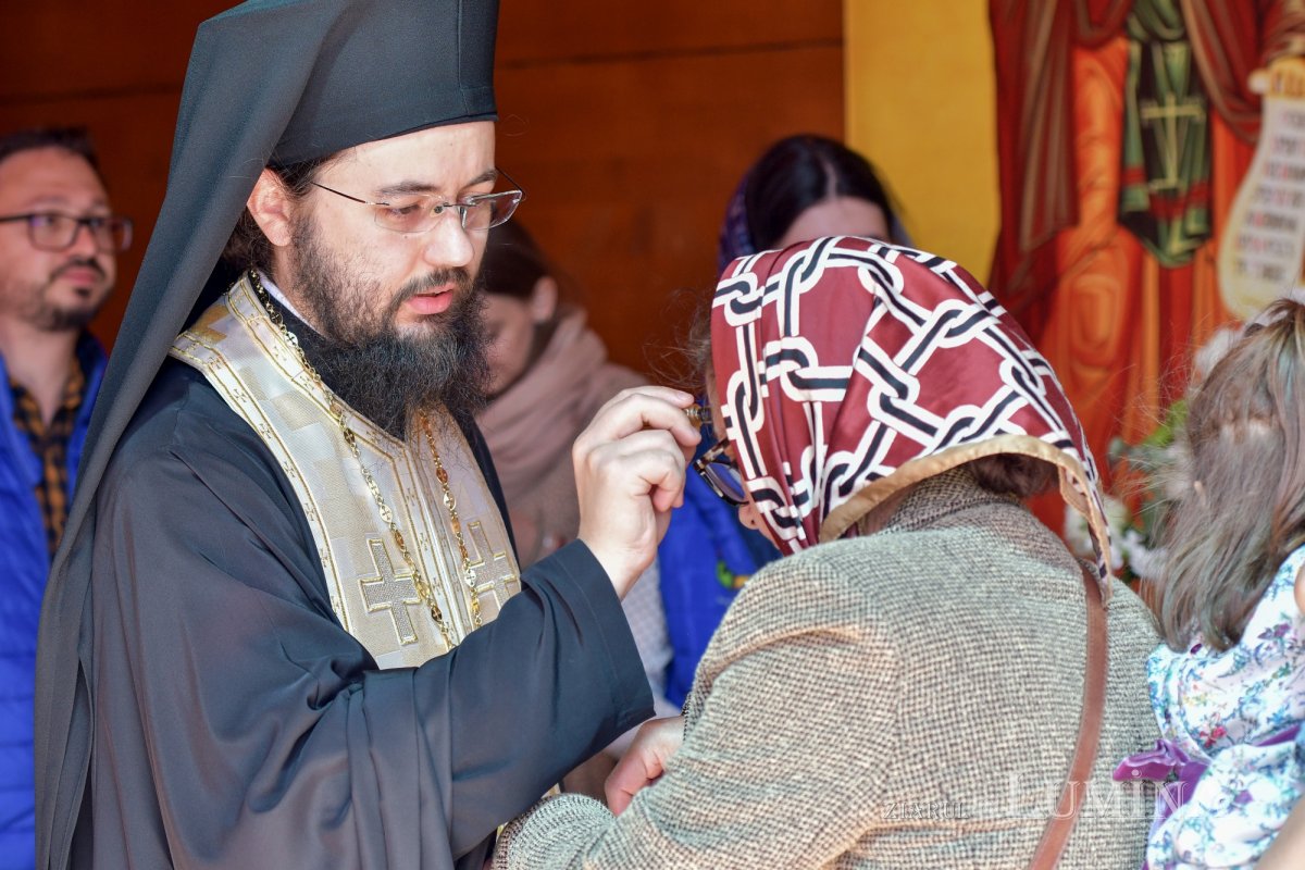 „Eliberatori ai creștinilor persecutați și protectori ai Bisericii” 254936