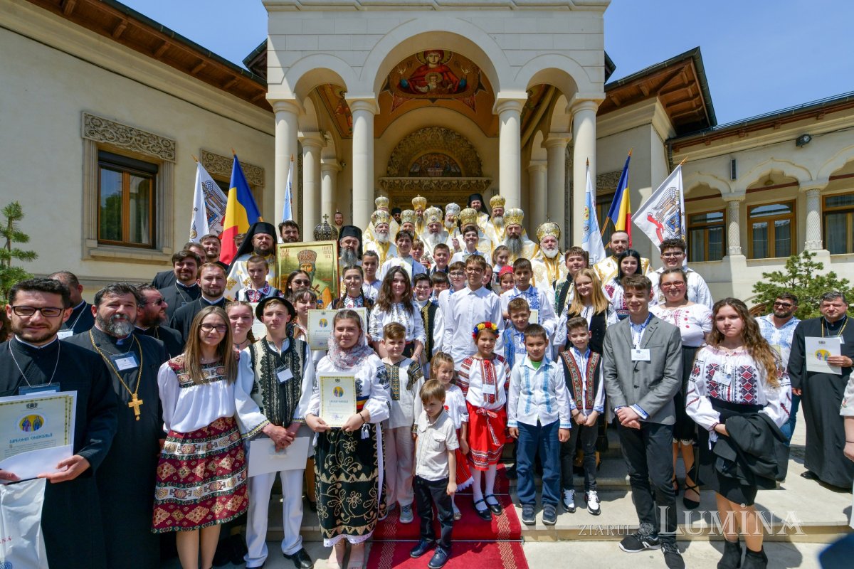 „Eliberatori ai creștinilor persecutați și protectori ai Bisericii” 254952