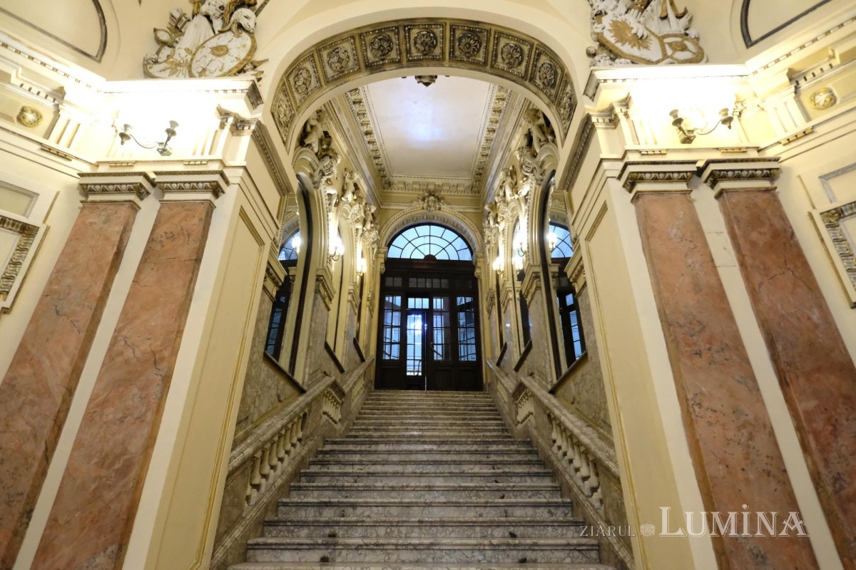 Istorie, artă, cultură, strălucire 255139