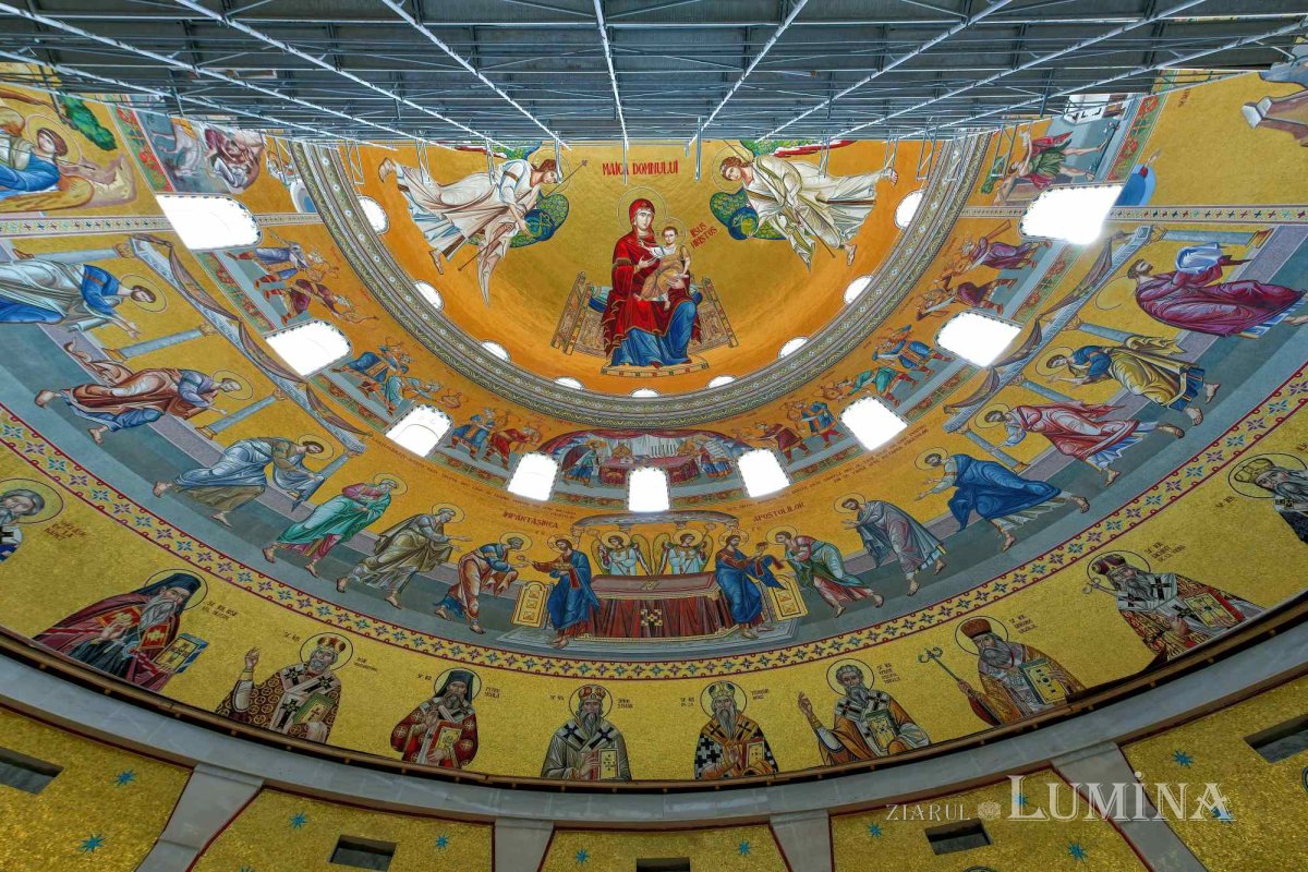 Catedrala Mântuirii Neamului la ceas de praznic 255305