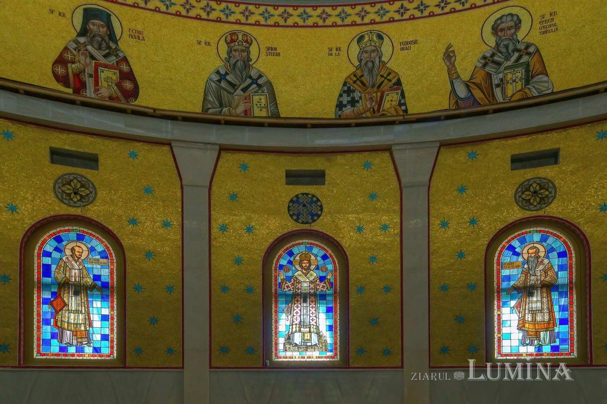 Catedrala Mântuirii Neamului la ceas de praznic 255306