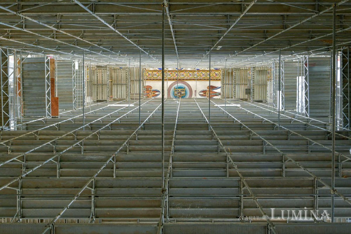 Catedrala Mântuirii Neamului la ceas de praznic 255309