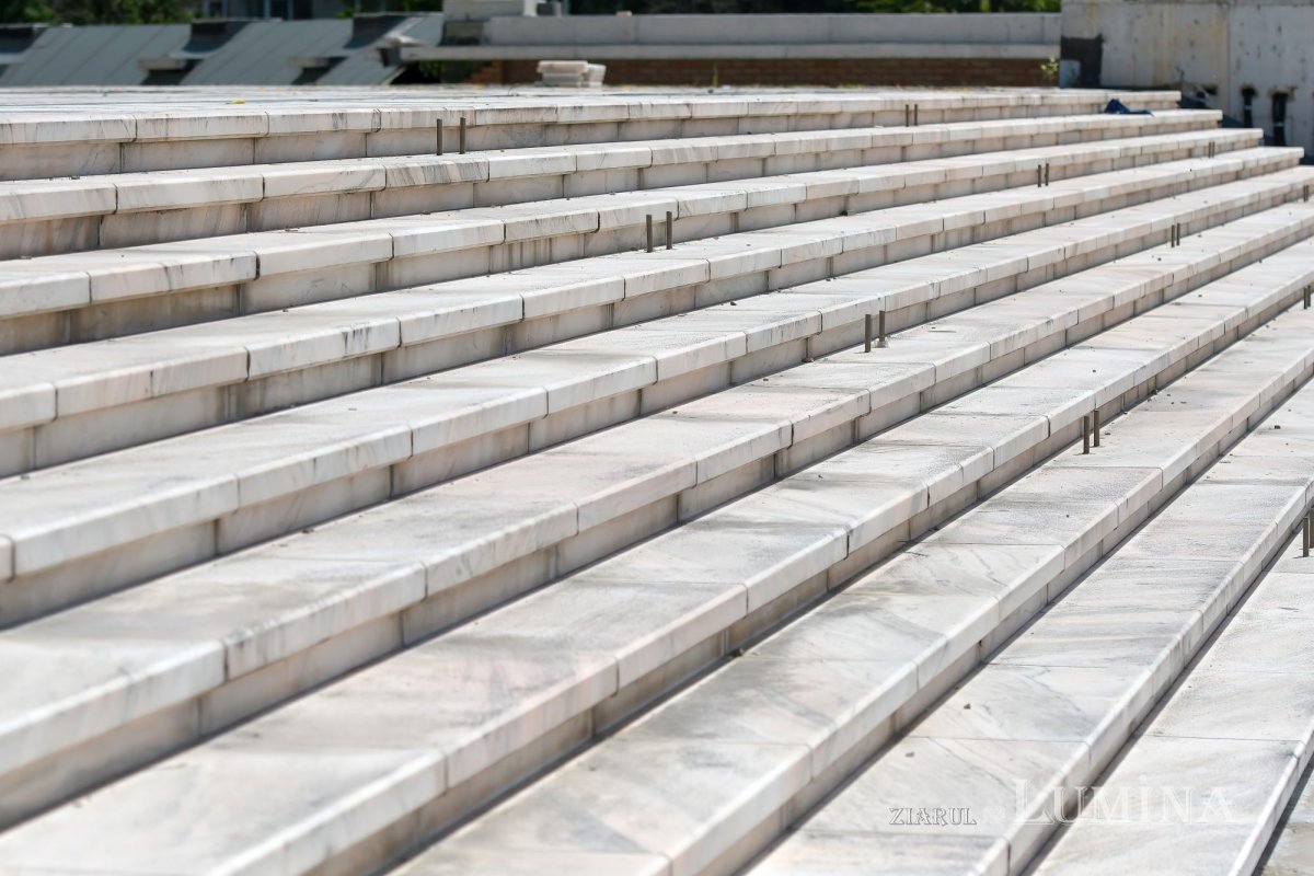 Catedrala Mântuirii Neamului la ceas de praznic 255334