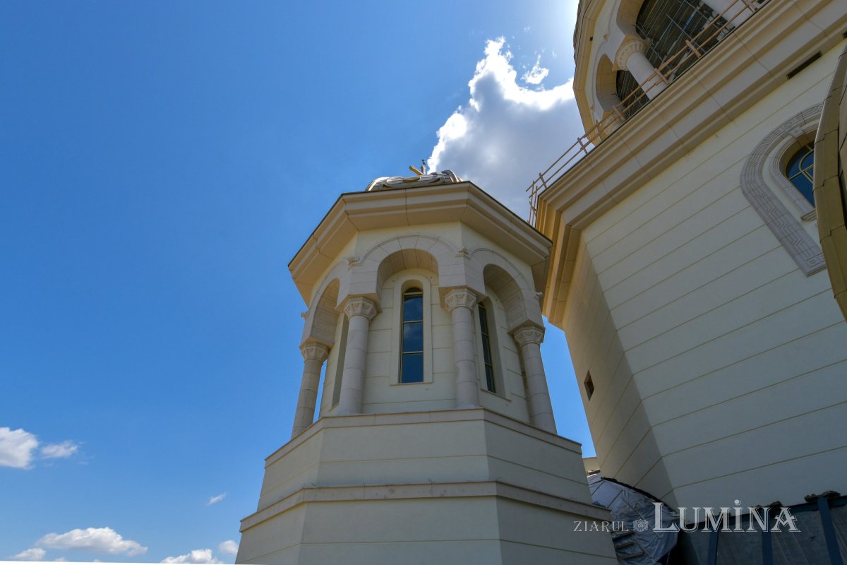 Catedrala Mântuirii Neamului la ceas de praznic 255339