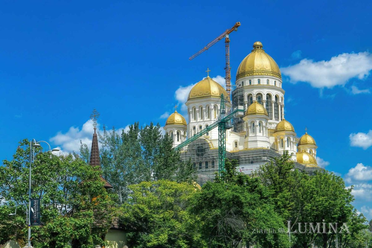 Catedrala Mântuirii Neamului la ceas de praznic 255362