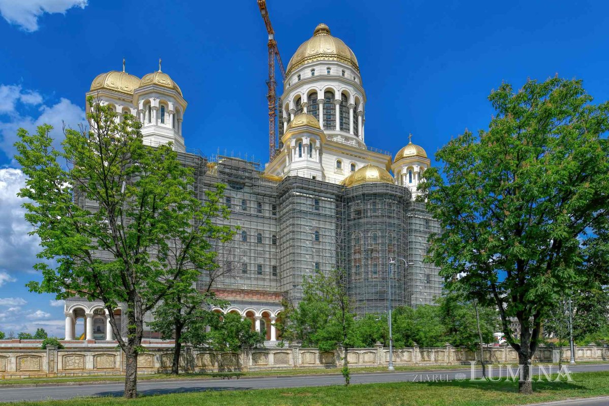 Catedrala Mântuirii Neamului la ceas de praznic 255364