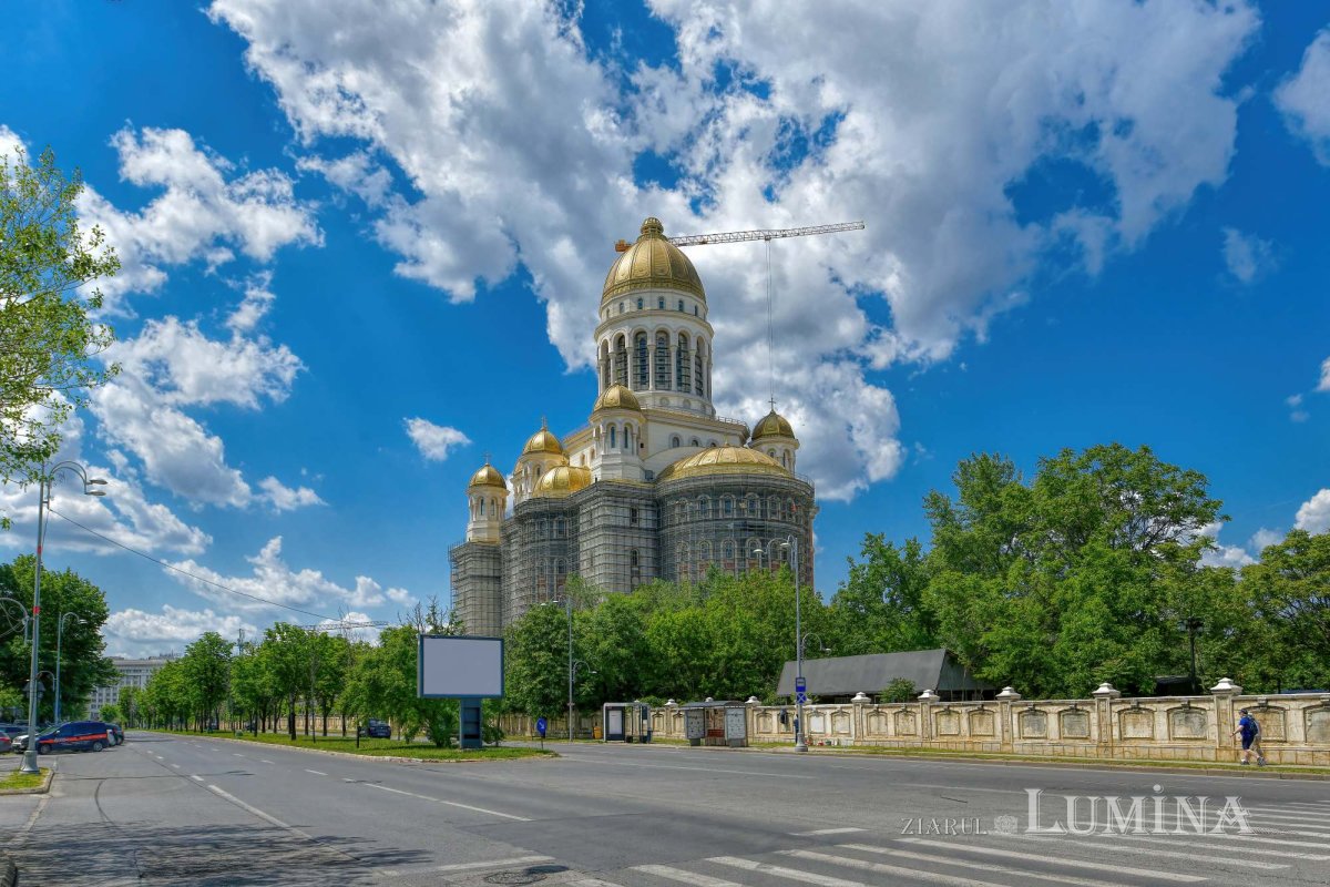 Catedrala Mântuirii Neamului la ceas de praznic 255365