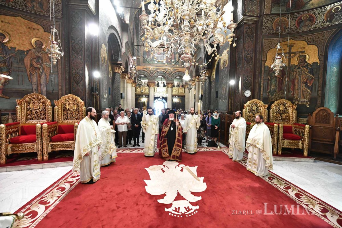 Înălțarea Domnului și Ziua Eroilor pe Colina Patriarhiei 255398