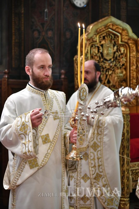 Înălțarea Domnului și Ziua Eroilor pe Colina Patriarhiei 255399