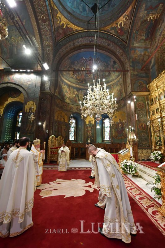 Înălțarea Domnului și Ziua Eroilor pe Colina Patriarhiei 255413