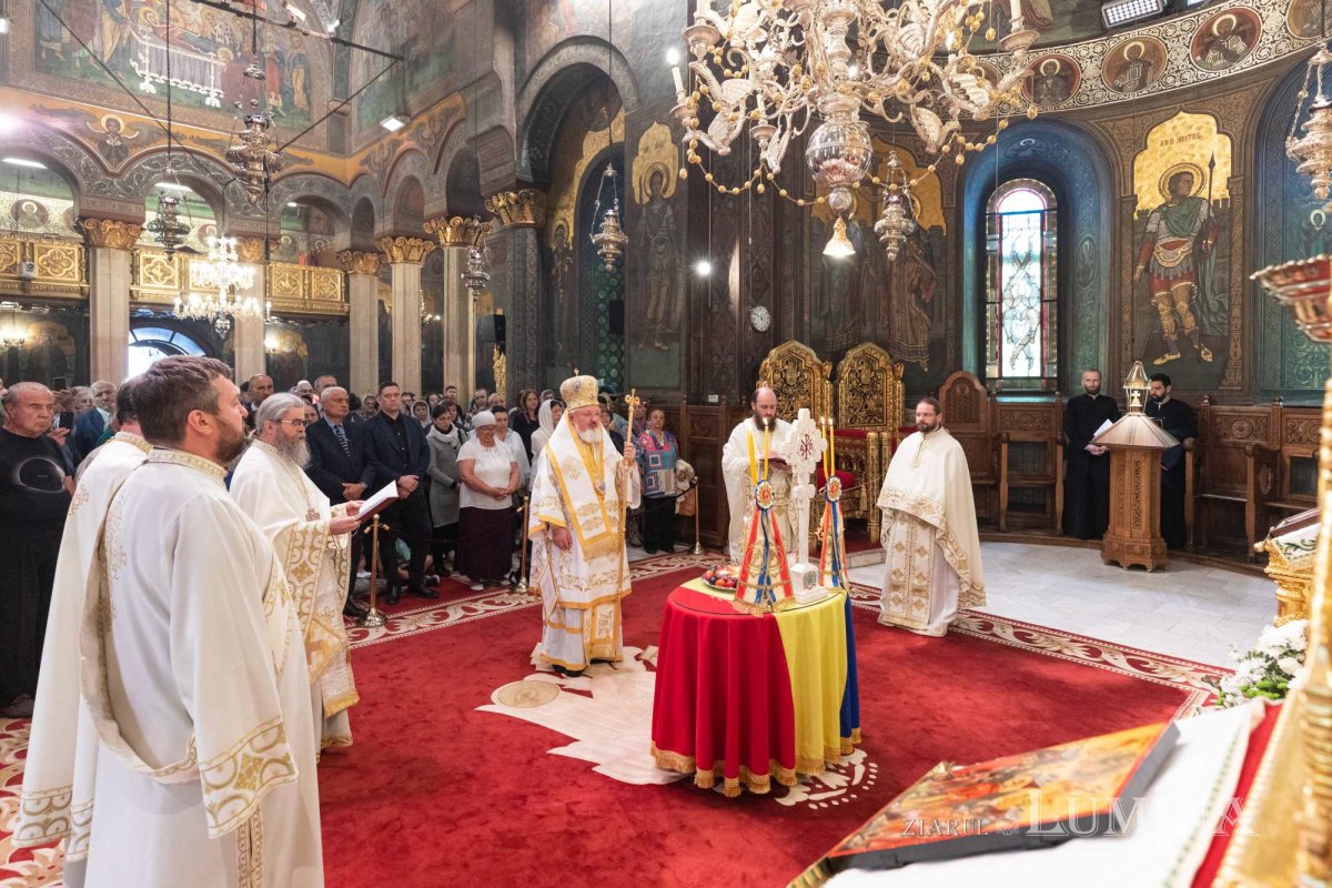 Înălțarea Domnului și Ziua Eroilor pe Colina Patriarhiei 255431