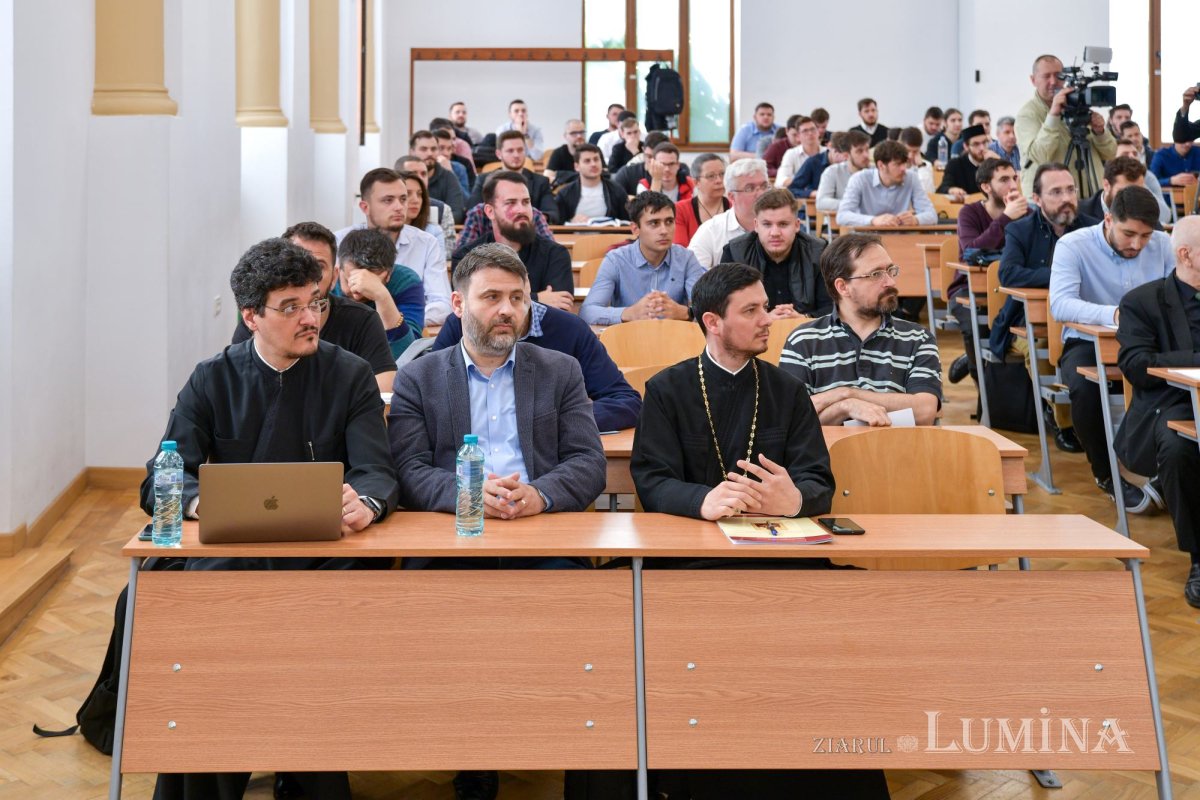 Conferința națională „Filosofie și Filocalie” în Capitală 255715