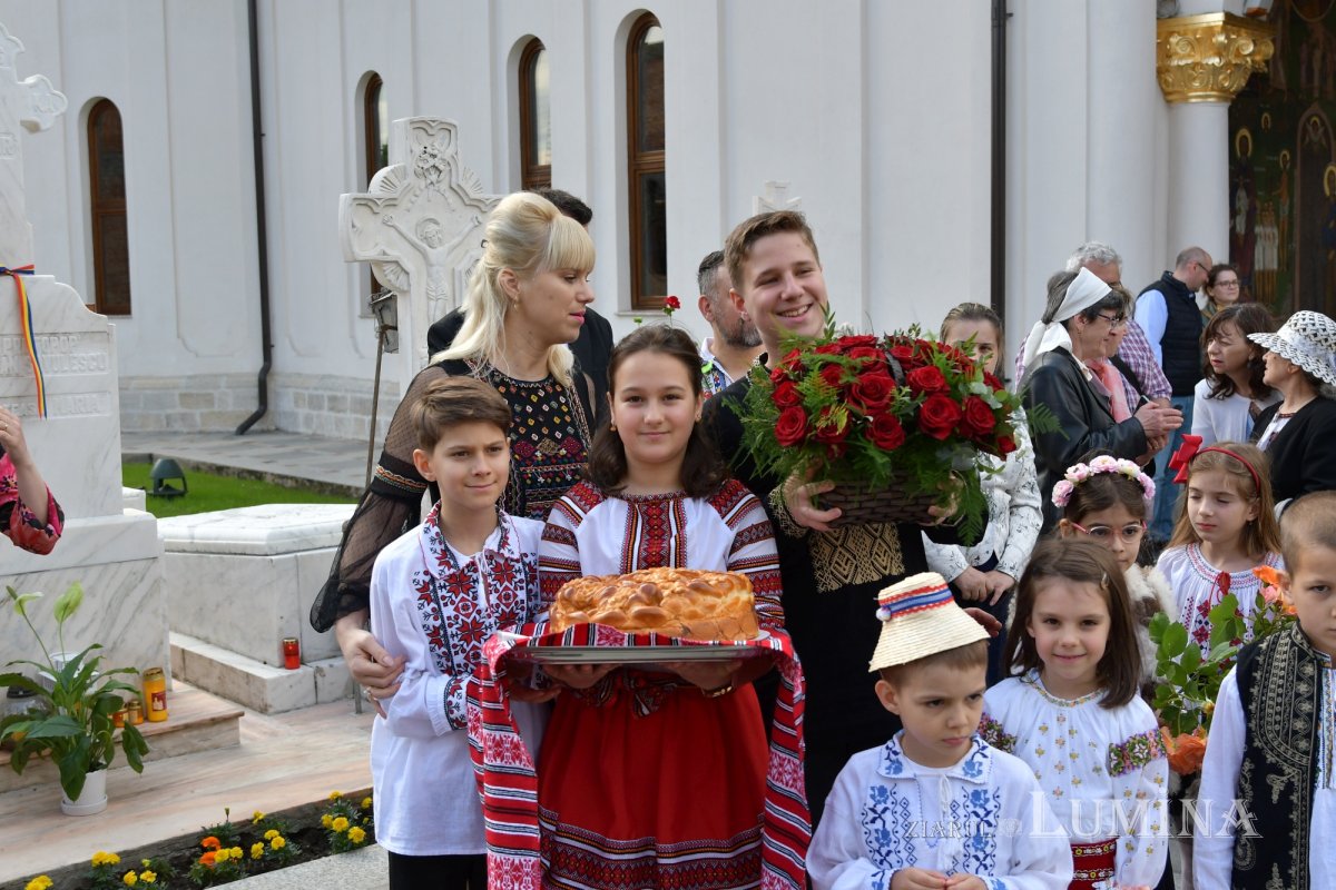 Biserica „Maica Precista” din Ploiești a fost resfințită 255916