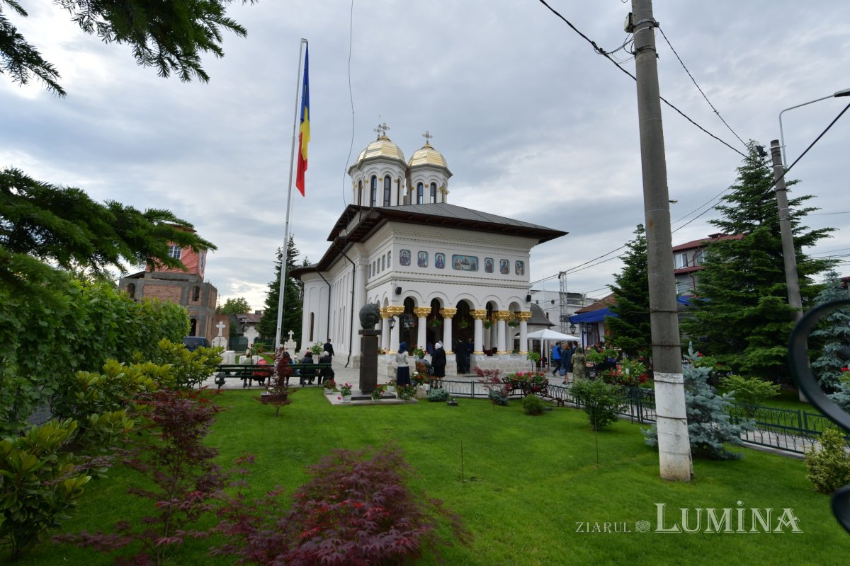 Biserica „Maica Precista” din Ploiești a fost resfințită 255932