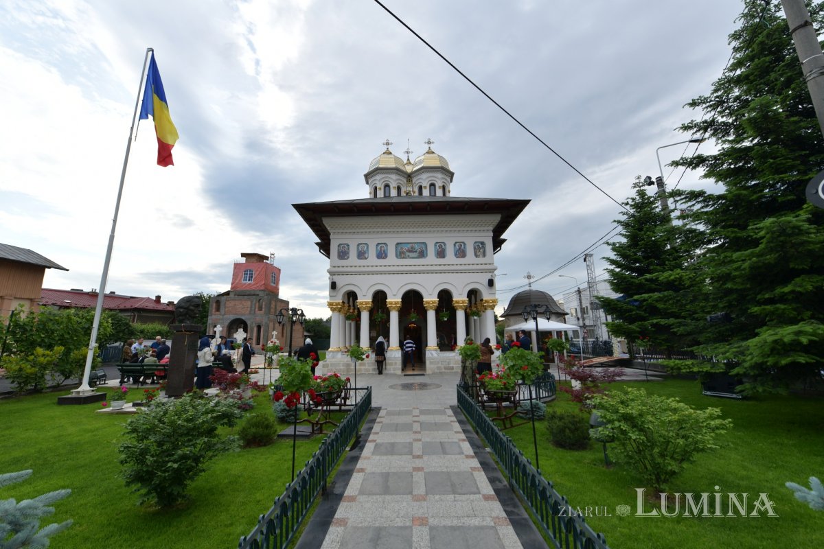 Biserica „Maica Precista” din Ploiești a fost resfințită 255933