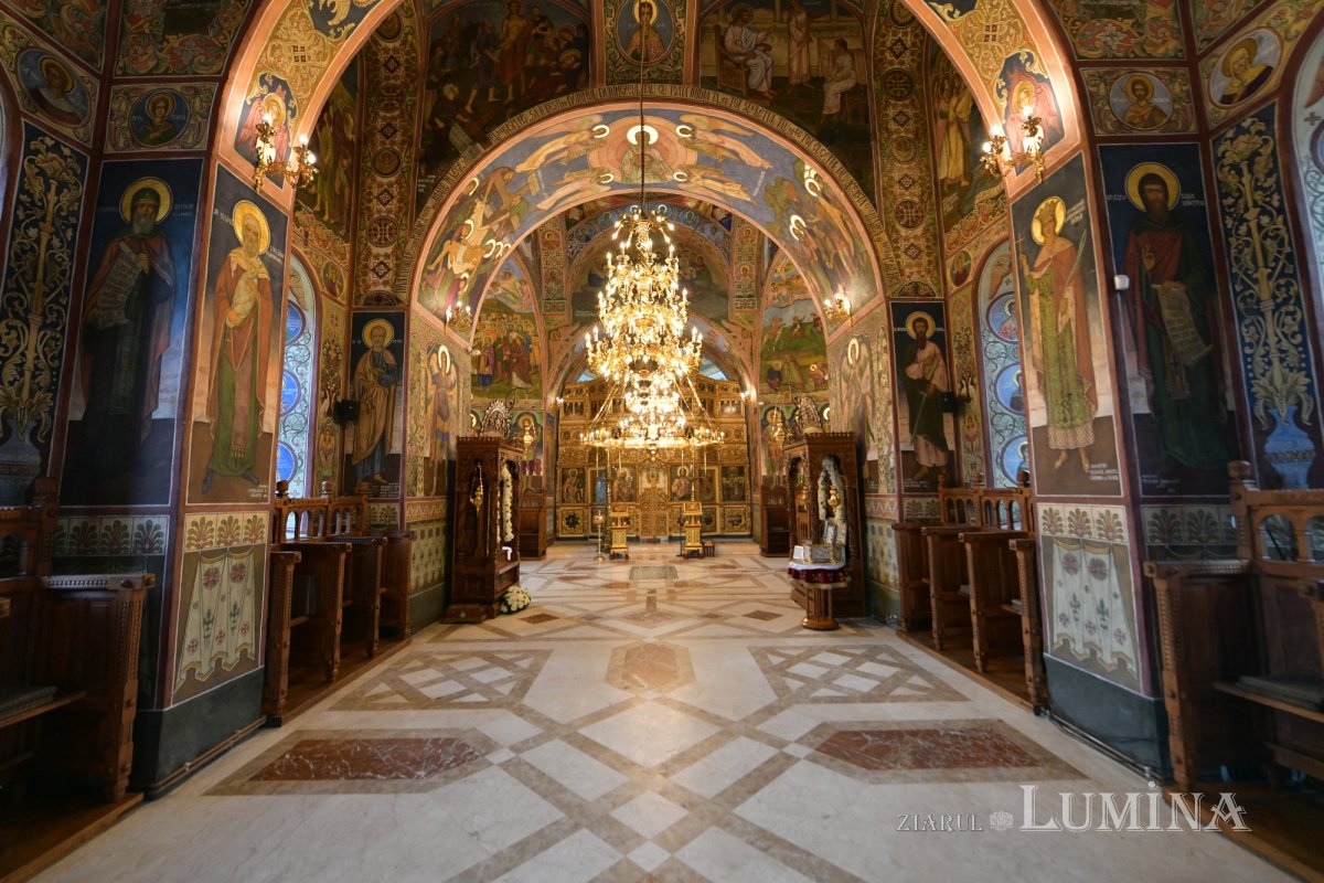 Biserica „Maica Precista” din Ploiești a fost resfințită 255935