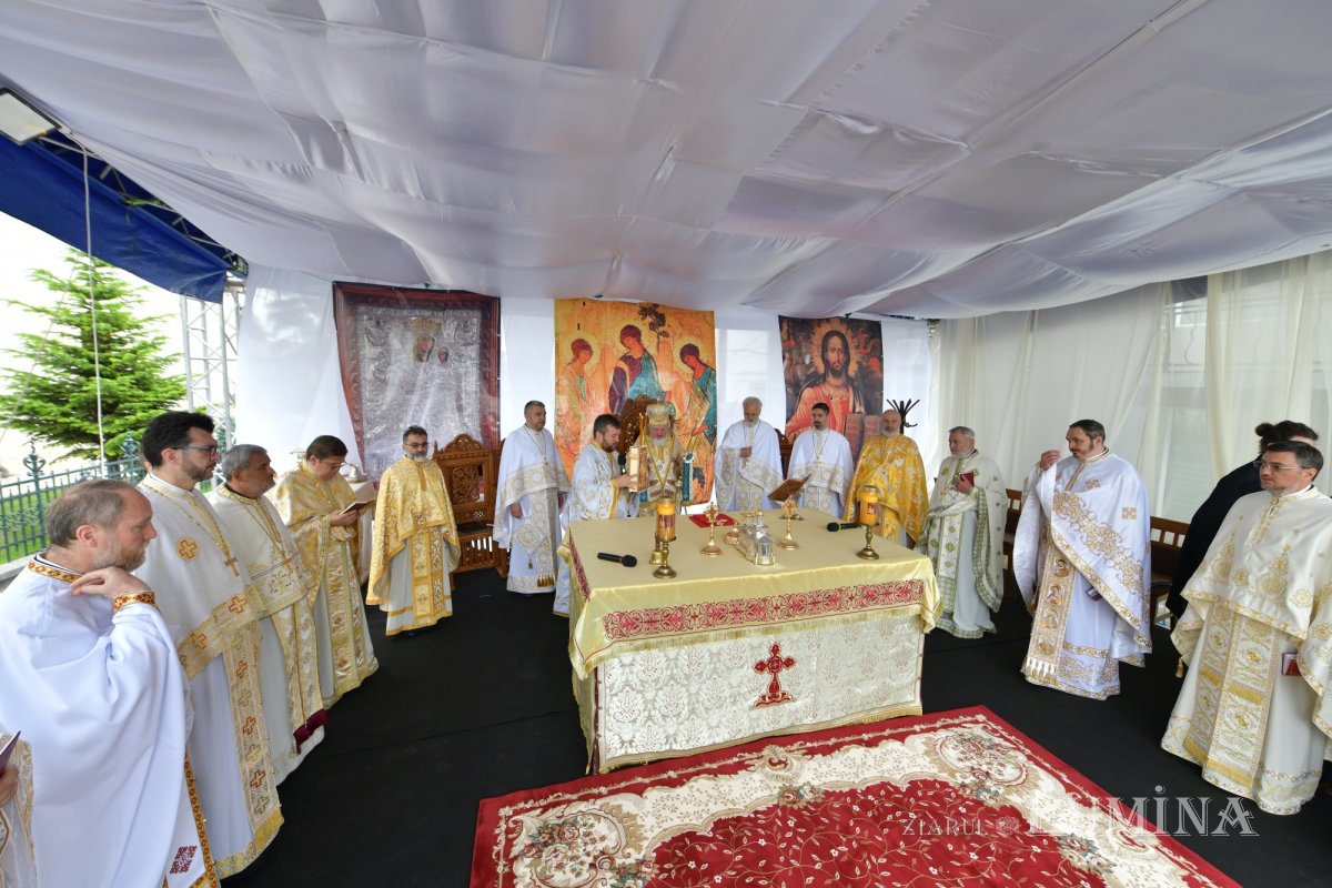 Biserica „Maica Precista” din Ploiești a fost resfințită 255949