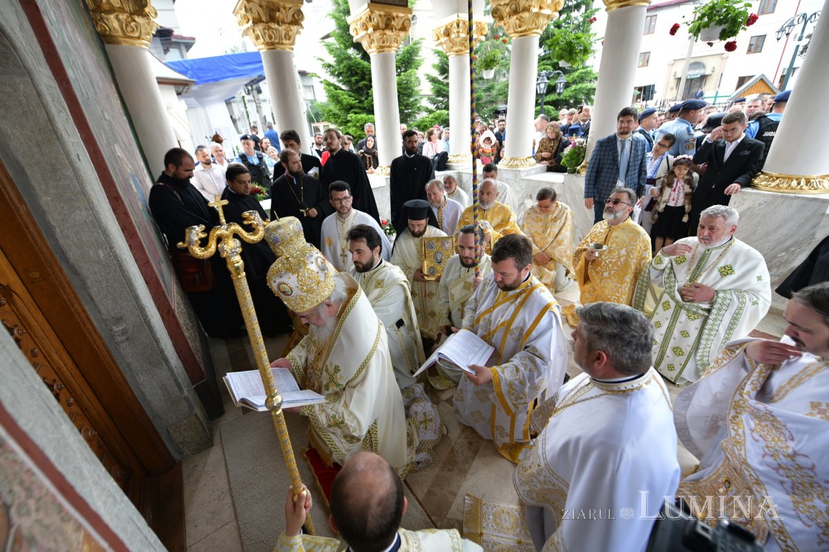 Biserica „Maica Precista” din Ploiești a fost resfințită 255976