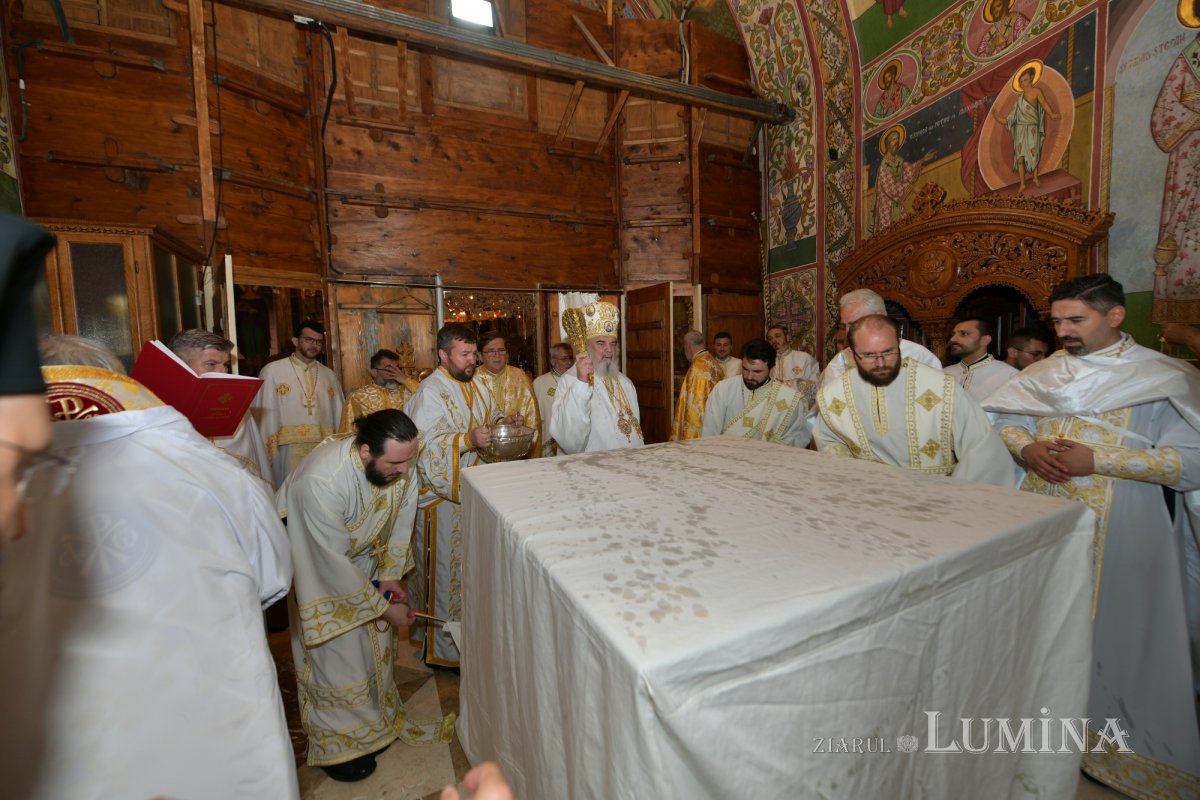 Biserica „Maica Precista” din Ploiești a fost resfințită 255981