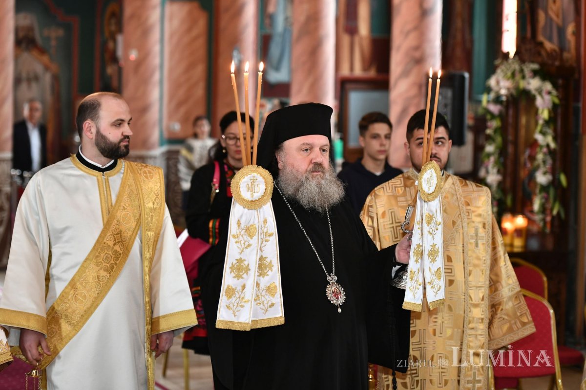 Veșmânt de har pentru o nouă biserică bucureșteană 256171