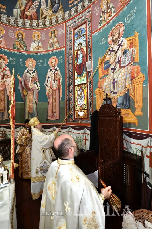 Veșmânt de har pentru o nouă biserică bucureșteană 256194