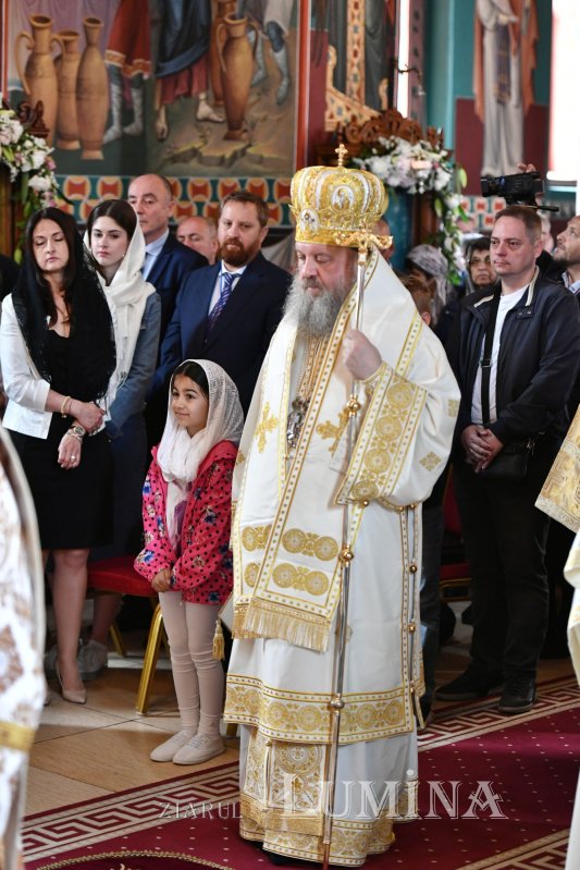 Veșmânt de har pentru o nouă biserică bucureșteană 256204