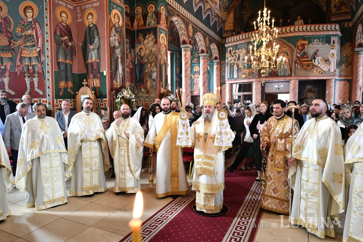 Veșmânt de har pentru o nouă biserică bucureșteană 256207