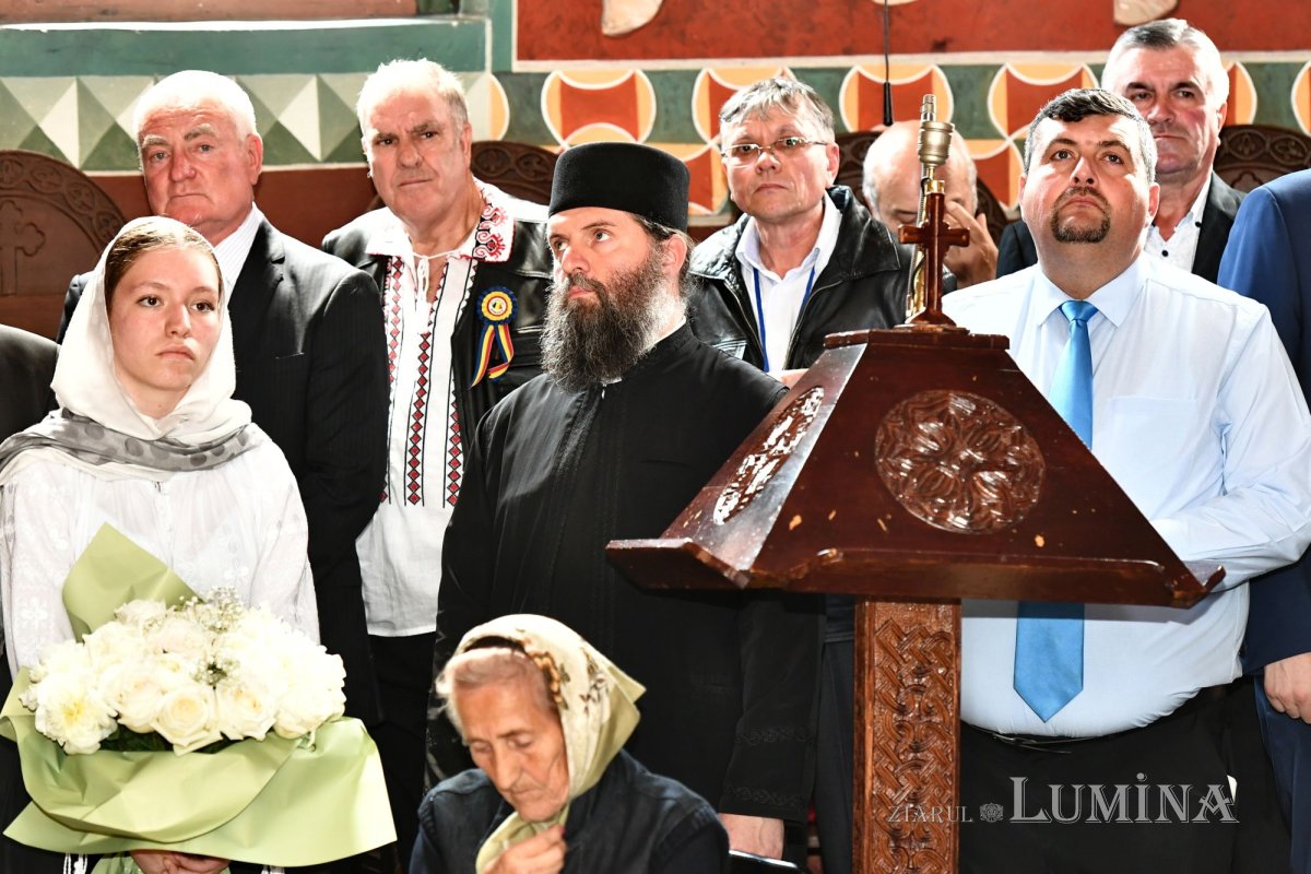 Veșmânt de har pentru o nouă biserică bucureșteană 256216