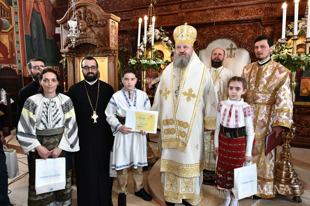 Veșmânt de har pentru o nouă biserică bucureșteană 256218