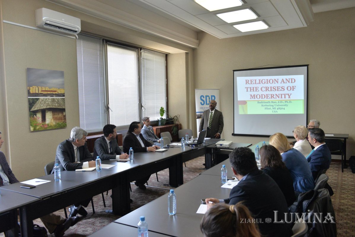 Simpozion despre crizele modernității și impactul lor asupra religiei  256283