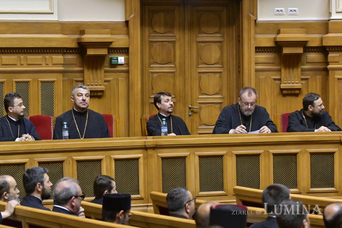 Clericii din Prahova s-au reunit la Palatul Patriarhiei 256542