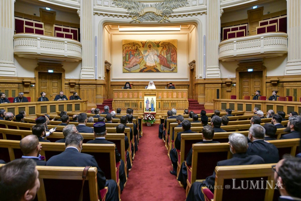 Clericii din Prahova s-au reunit la Palatul Patriarhiei 256545