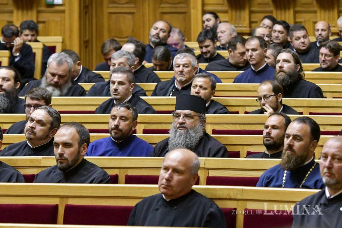 Clericii din Prahova s-au reunit la Palatul Patriarhiei 256548
