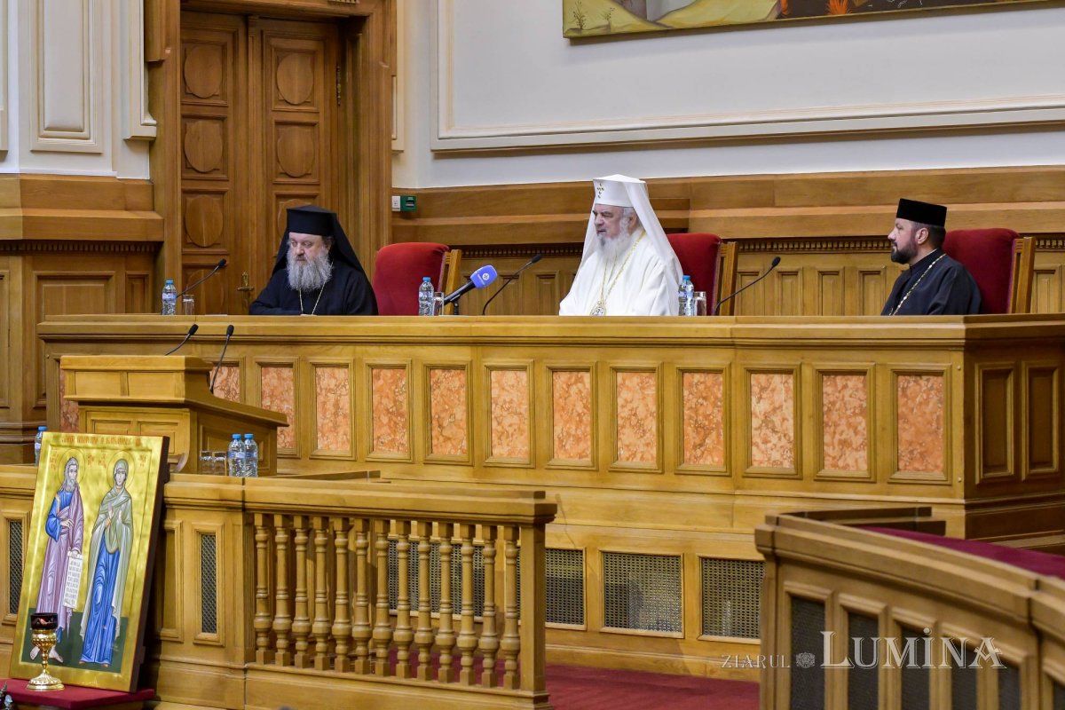 Clericii din Prahova s-au reunit la Palatul Patriarhiei 256551