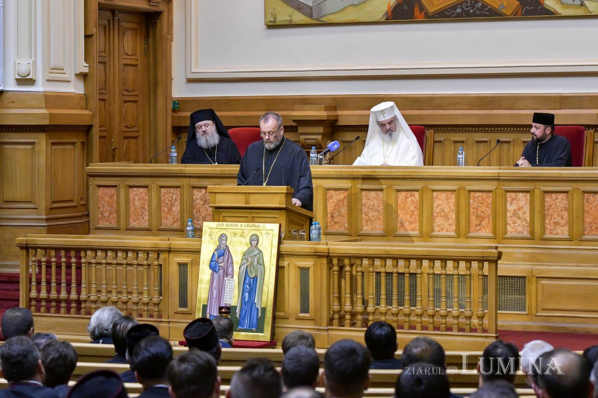 Clericii din Prahova s-au reunit la Palatul Patriarhiei 256554