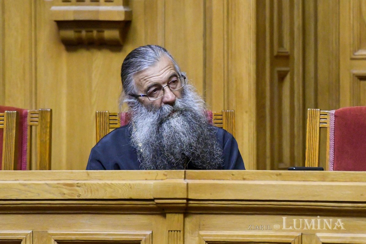 Clericii din Prahova s-au reunit la Palatul Patriarhiei 256558