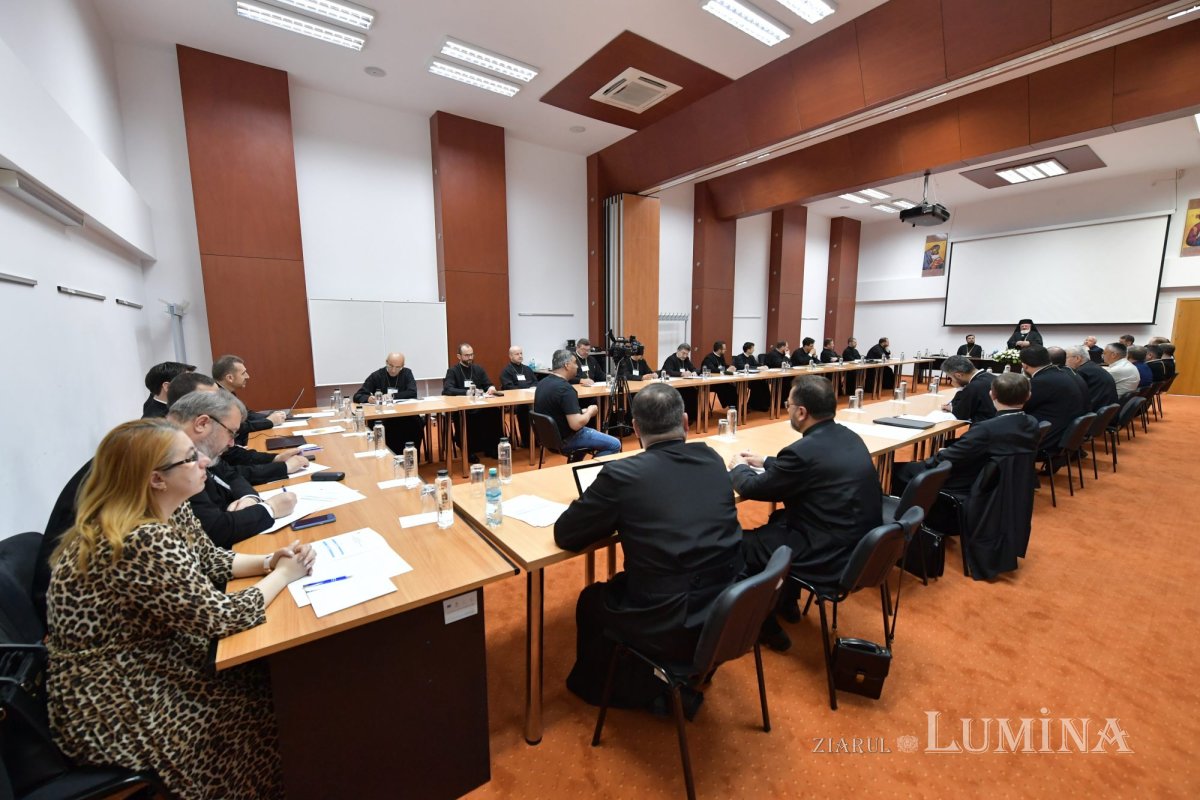 Consfătuire a directorilor seminariilor și liceelor teologice la București 256447