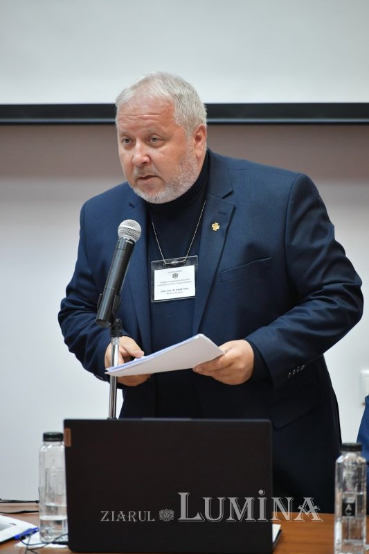 Consfătuire a directorilor seminariilor și liceelor teologice la București 256456